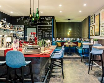 Mercure Hotel & Residenz Berlin Checkpoint Charlie - Berlin - Bar