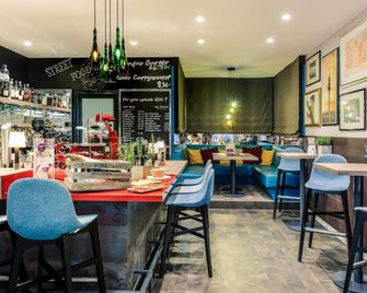 Mercure Hotel & Residenz Berlin Checkpoint Charlie - ברלין - בר