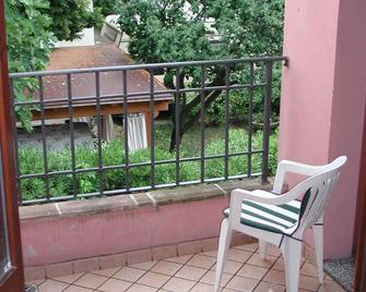 La casa del Barone: the first holiday home in Reggio Emilia - Reggio nell'Emilia - Balcone