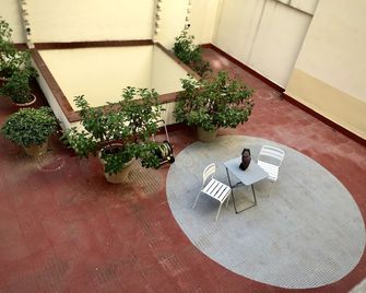 Hotel Rio Arga - Zaragoza - Patio