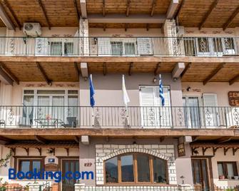 Semeli Guesthouse - Karpenísi - Edificio