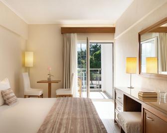 Mitsis Alexander the Great Hotel - קריופיגי - חדר שינה