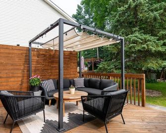 Gorgeous Comfy Downtown Clawson Home - Clawson - Patio