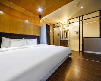 Mu Hotel - Gimhae - Habitación