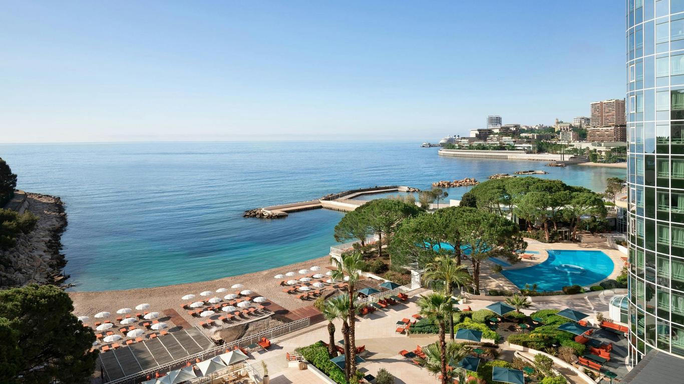 Le Méridien Beach Plaza