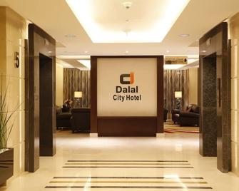 Dalal City Hotel - Salmiya - Front desk