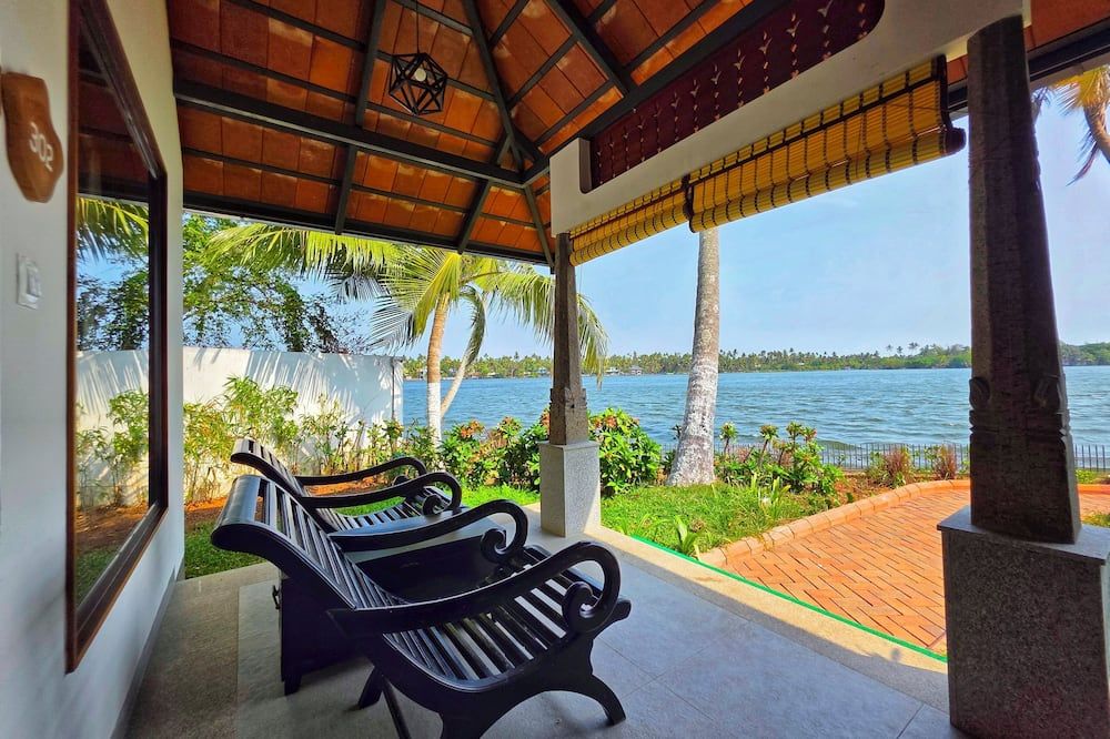 فيديك فيليدج ريتريت - كوتشي - شرفة