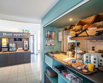 B&B HOTEL Paris Porte des Lilas - París - Buffet
