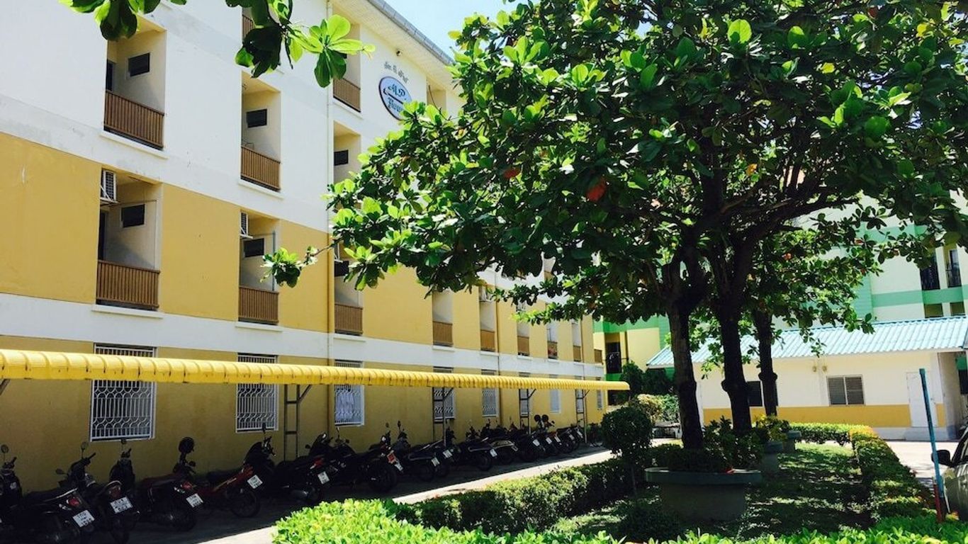 เอ็ม.พี. เฮ้าส์