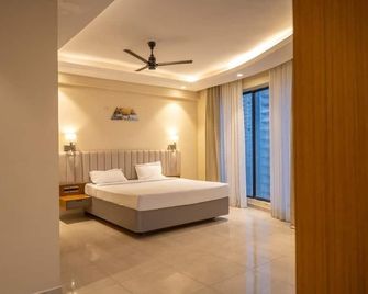 Omaxe Hazratganj Studios - Lucknow