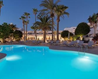 H10 Ocean Dunas - Adults Only - Corralejo - בריכה