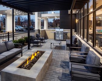 Hyatt House Royal Oak Birmingham - Royal Oak - Зручності