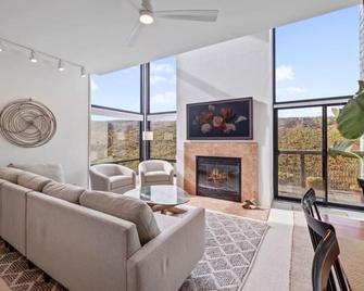 7 Pelican! Sweeping Ocean Views & Front Row Beach Access - Watsonville - Obývací pokoj