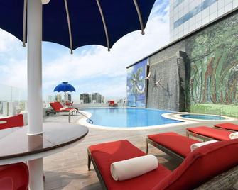 Swiss-Belhotel Seef Bahrain - Manama - Pool