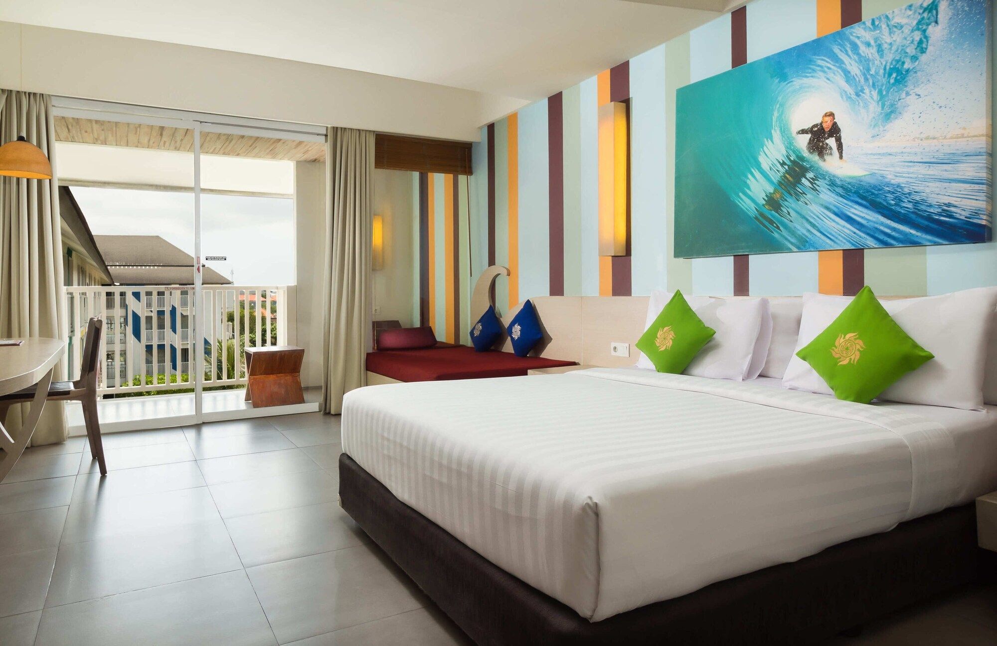 Bliss Surfer Hotel Legian - Kuta