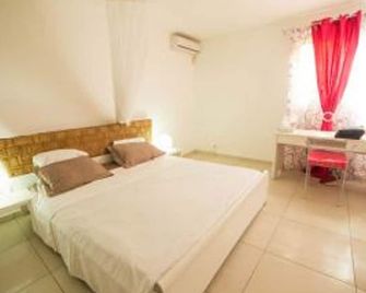 Abc Home Beauty Heat !!!!!!!!!!!!!!!! - Le Gosier - Bedroom