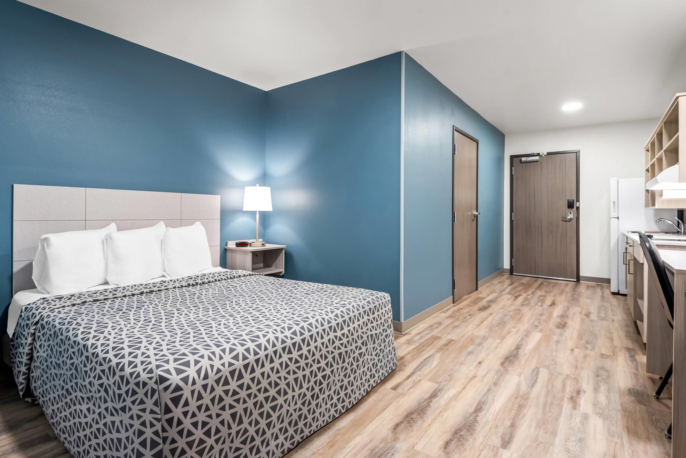 Woodspring Suites Lancaster North - לנקסטר - חדר שינה