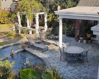 Quiet Garden Retreat Downtown Orlando - Private Apartment, Shared Pool And Patio - Orlando