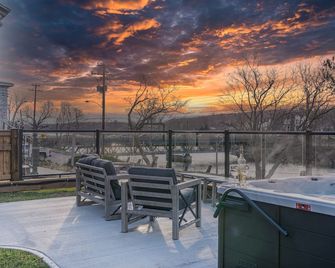 Riverside Inn - New Glasgow - Balkon