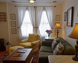 Union Gables Inn - Saratoga Springs - Stue