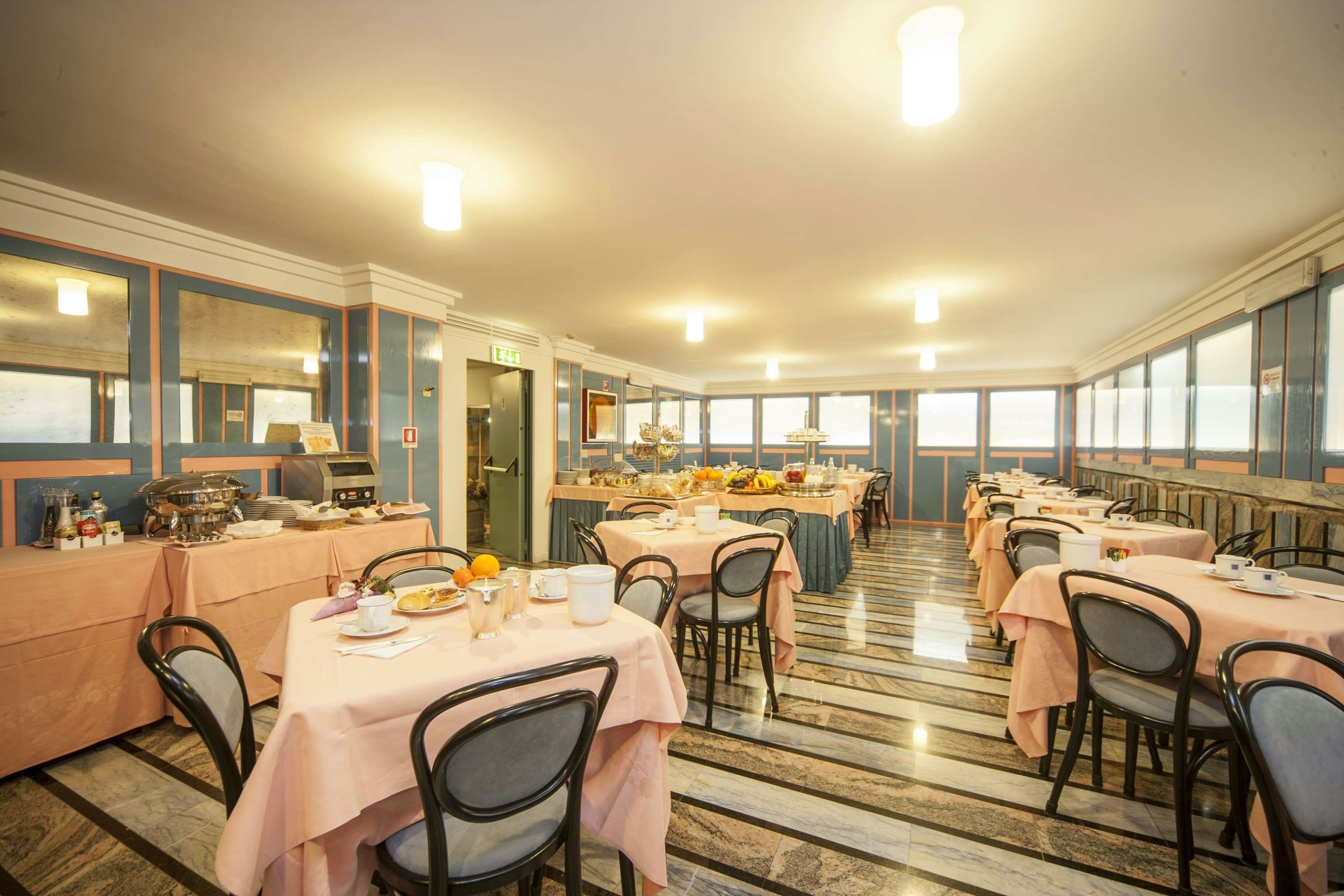 Hotel Bisanzio - ראבנה - מסעדה