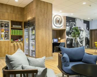 كورت يارد باي ماريوت إدنبرة ويست - إدنبرغ - ردهة