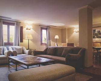 Parador de Cuenca - קואנקה - סלון