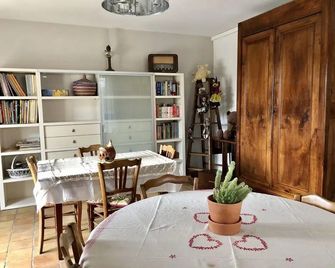 Le clos des vergers - L'Isle-sur-la-Sorgue - Dining room