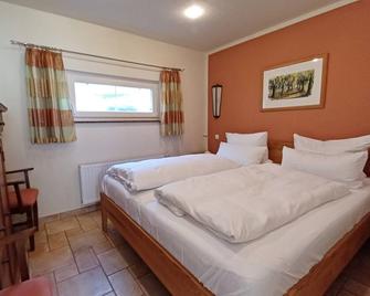 Ferienhaus Swantje - Wustrow (Darss) - Schlafzimmer