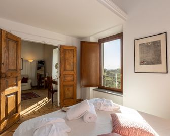 Residenza D'Epoca Pietra di Ponente - Ciampino - Habitación