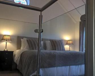 Willow Mews - Swansea - Bedroom