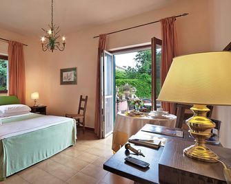 Hotel Villa Sirina - Taormina - Habitación