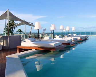 Setai Yacht Garden - By Almare Flats - João Pessoa - Pool