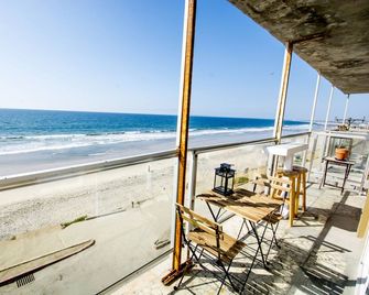 Cozy Beachfront 1 Bdr Apt - Tijuana - Balcony
