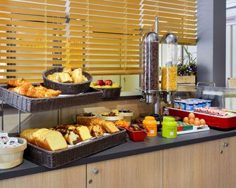 Kyriad Direct Orleans - La Chapelle St Mesmin - La Chapelle-Saint-Mesmin - Buffet
