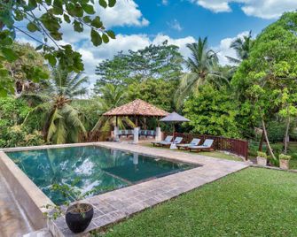 3 Bedroom Luxury Villa with Pool at Koggala Lake - Habaraduwa - Pool