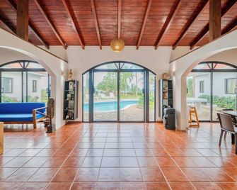 Palm House Luxury Villa - Ocean Front Paradise - Sánchez - Lobby