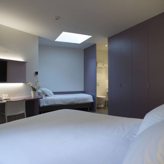 Hotel Du Congres image 1