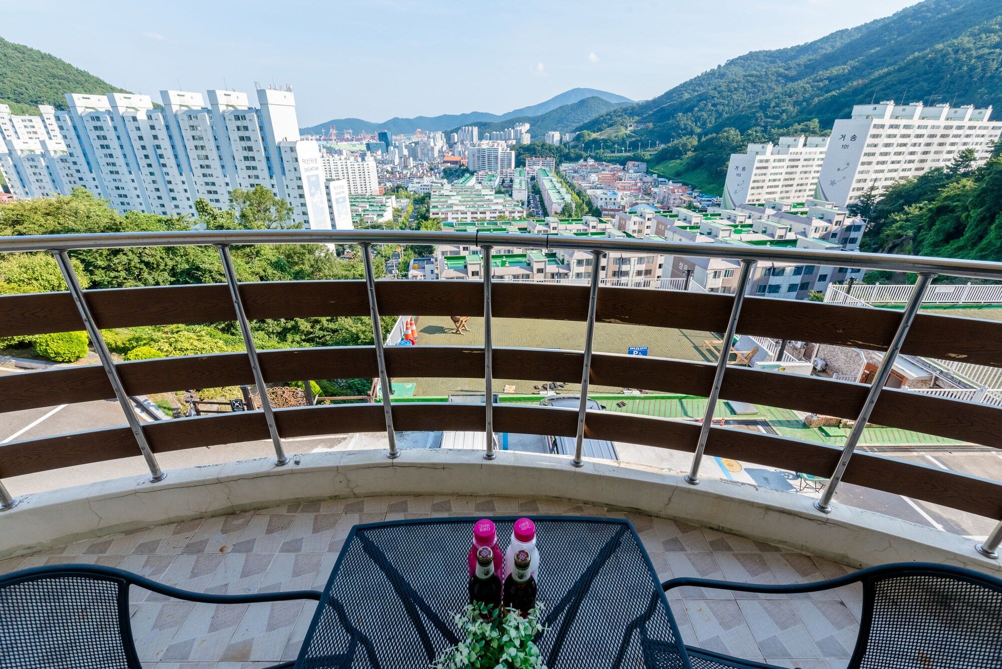 هوم فوريست ريزورت جيوجيه