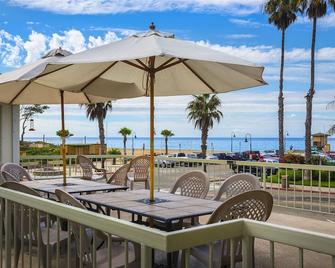 New! Beautiful 2 Bed Beach Condo #203 By Sunset Shores Condominiums - Carpinteria - Balcony