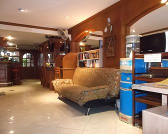 Chaiyapoon Inn - Pattaya - Aula