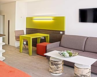 Eco Suite Hotel - Salzburg - Obývací pokoj