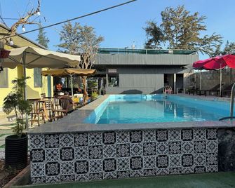 Homestay Bich Hue Nova Phan Thiet - Phan Thiet - Pool