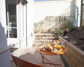LyoNest chambre d'hôtes - Lyon - Balkong