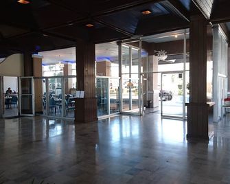 Hotel Villa Marina - Ensenada - Lobby