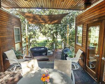 Coldwater Gardens - Jay - Patio