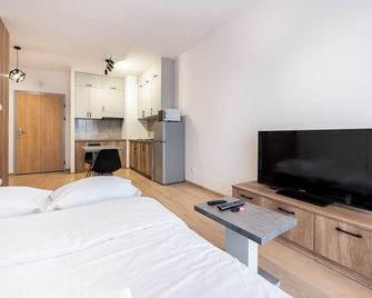 Chorzów Inviting Apartment - Chorzów - Bedroom