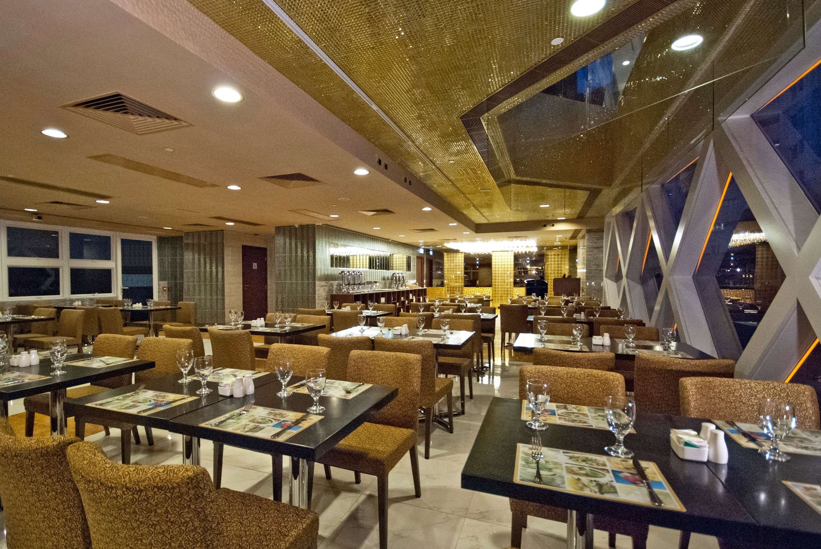 Ramada by Wyndham Hong Kong Harbour View