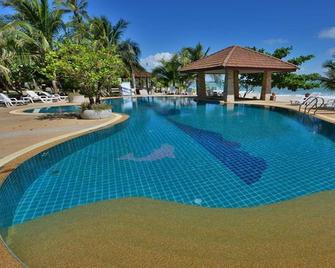 Alongkot Beach Resort Khanom - Khanom - Pool