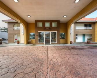 Newport Inn By OYO - Hwy 101 - ניופורט - לובי